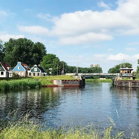 Sweets - Buiksloterdraaibrug Amsterdam