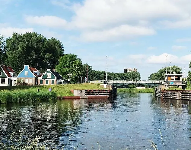 Sweets - Buiksloterdraaibrug 阿姆斯特丹