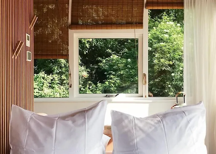 Sweets - Buiksloterdraaibrug 암스테르담