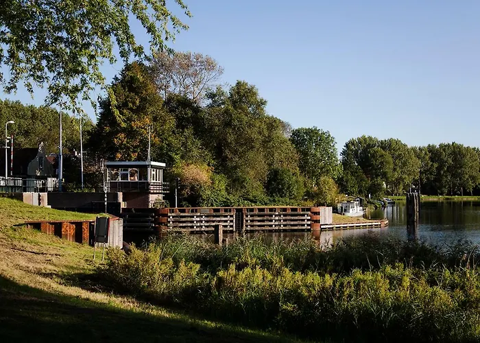 Sweets - Buiksloterdraaibrug * Amsterdam